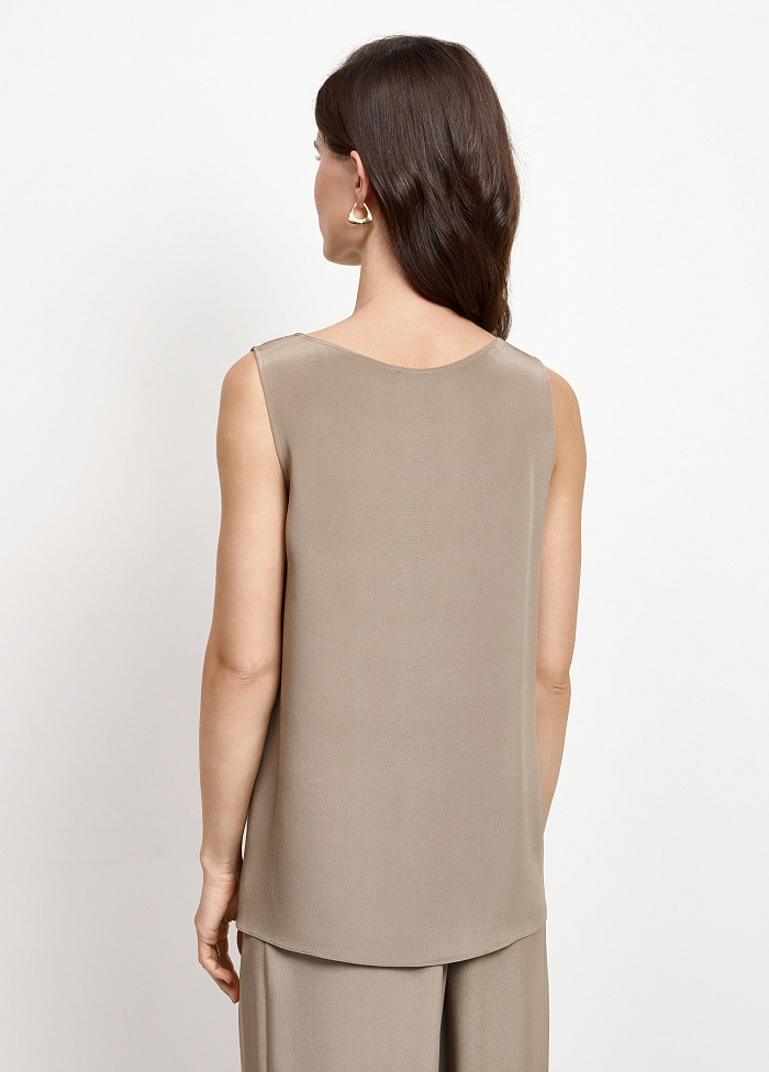 картинка Топ из шелка от бренда Оксаны Лаврентьевой OLOLOL