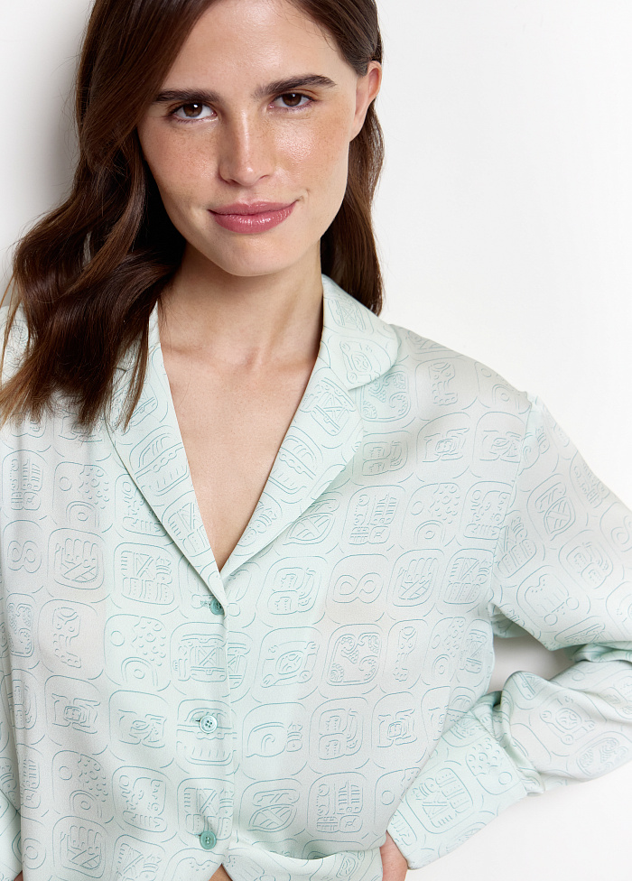 картинка Блузка из шелка от бренда Оксаны Лаврентьевой OLOLOL