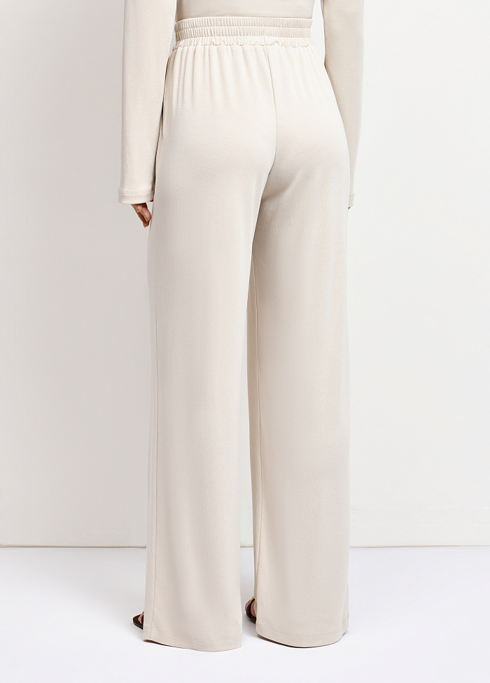 картинка Трикотажные брюки от бренда Оксаны Лаврентьевой OLOLOL