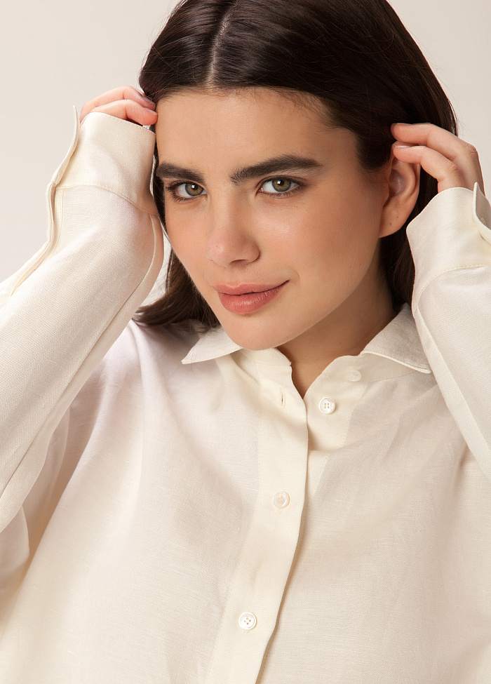 картинка Блузка льняная от бренда Оксаны Лаврентьевой OLOLOL