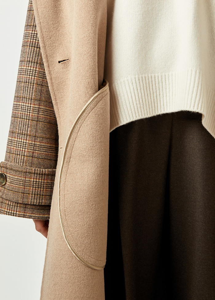 картинка Пальто из шерсти и кашемира от бренда Оксаны Лаврентьевой OLOLOL