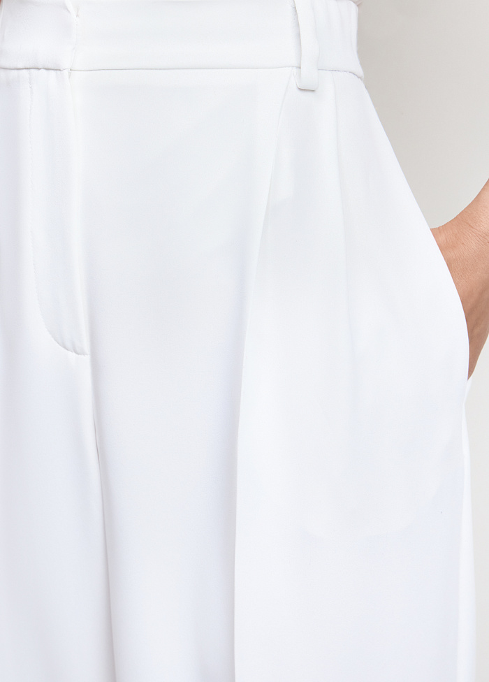 картинка Брюки от бренда Оксаны Лаврентьевой OLOLOL