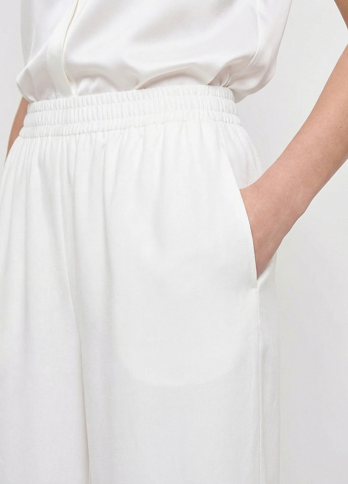 картинка Брюки из хлопка от бренда Оксаны Лаврентьевой OLOLOL