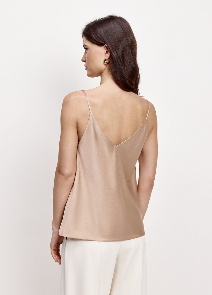 картинка Топ из шелка от бренда Оксаны Лаврентьевой OLOLOL