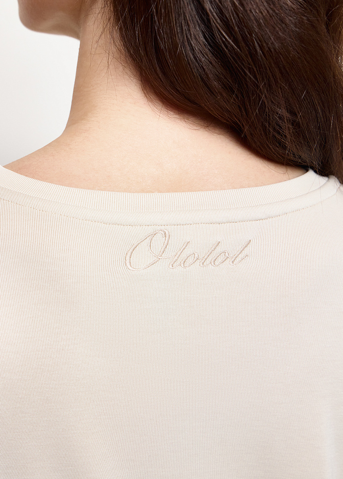 картинка Трикотажная футболка от бренда Оксаны Лаврентьевой OLOLOL