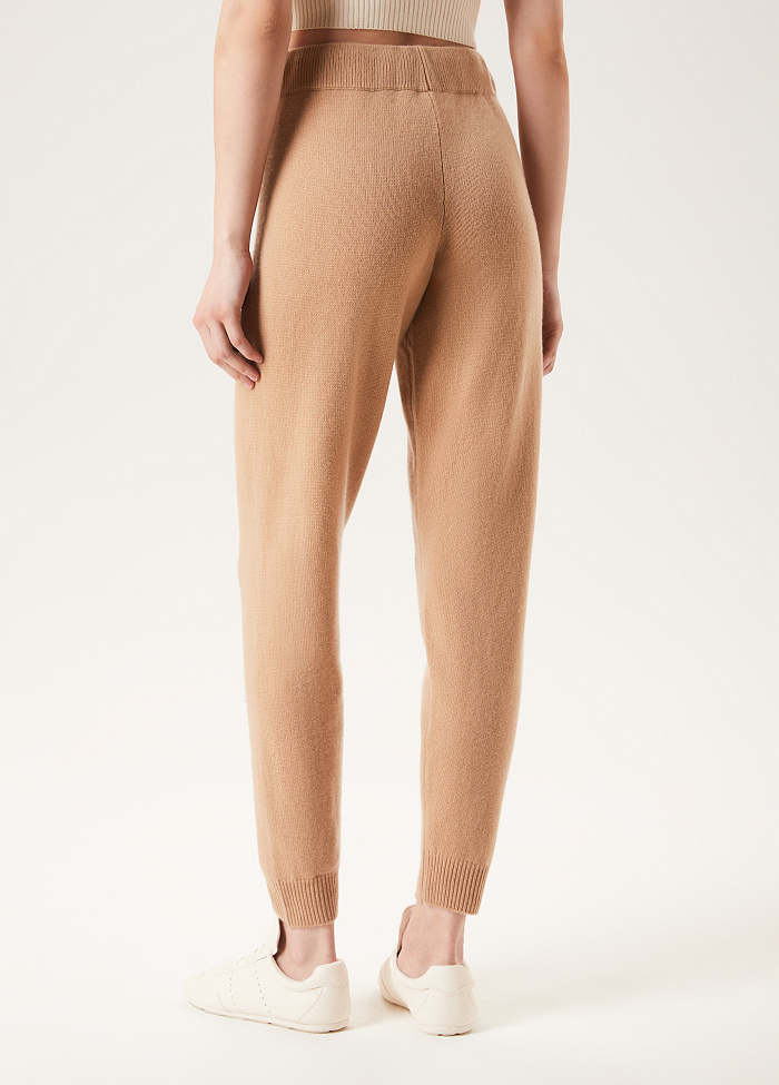 картинка Брюки вязаные из кашемира от бренда Оксаны Лаврентьевой OLOLOL