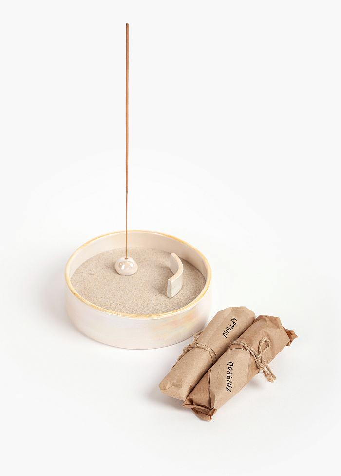 картинка Керамическая подставка для благовоний от бренда Оксаны Лаврентьевой OLOLOL