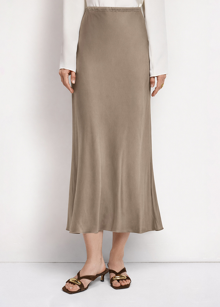 картинка Юбка из шелка от бренда Оксаны Лаврентьевой OLOLOL