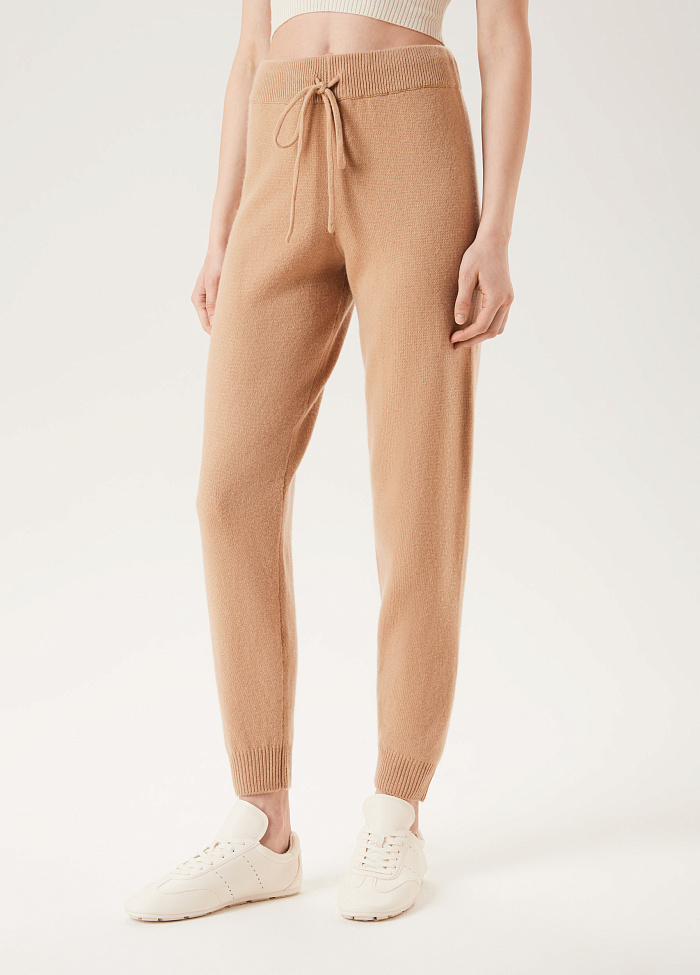 картинка Брюки вязаные из кашемира от бренда Оксаны Лаврентьевой OLOLOL