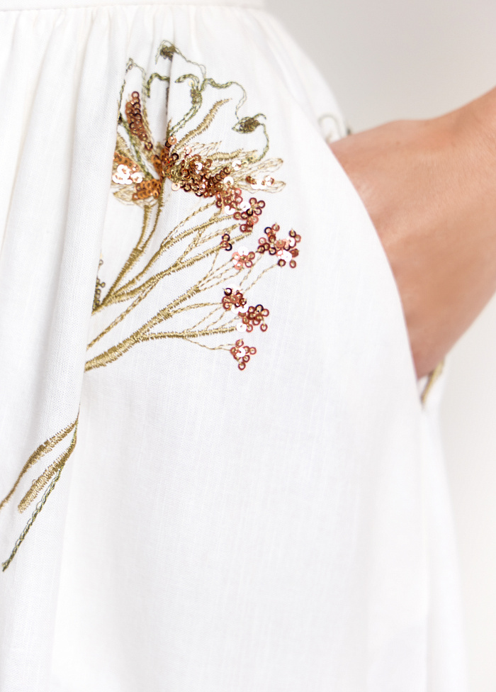 картинка Юбка с вышивкой и пайетками от бренда Оксаны Лаврентьевой OLOLOL