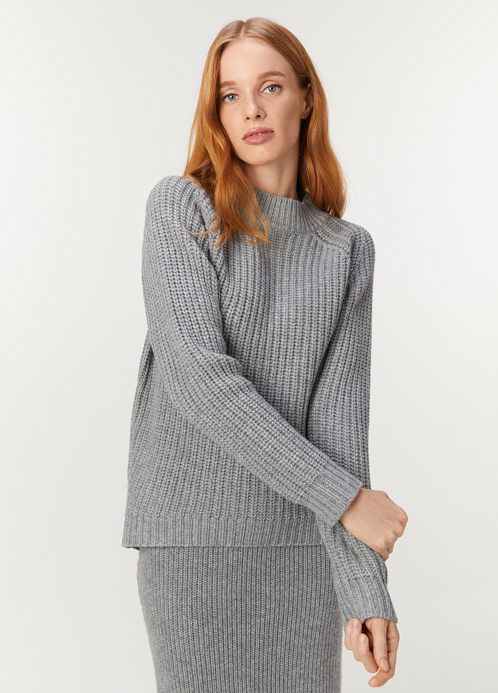 картинка Вязаный комплект,  юбка и свитер от бренда Оксаны Лаврентьевой OLOLOL