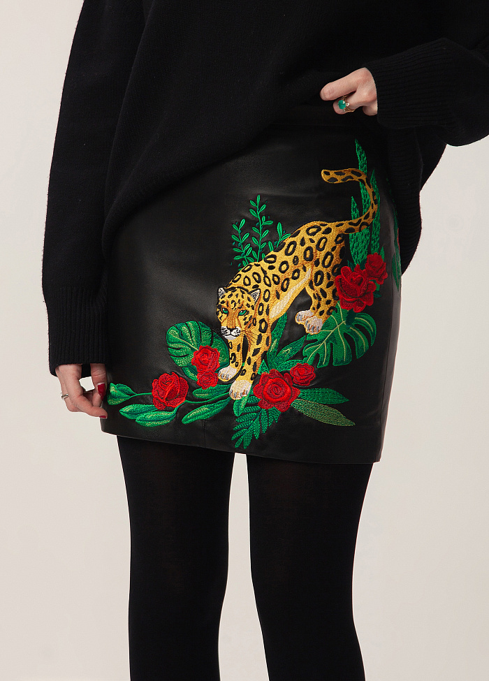 картинка Кожаная юбка от бренда Оксаны Лаврентьевой OLOLOL