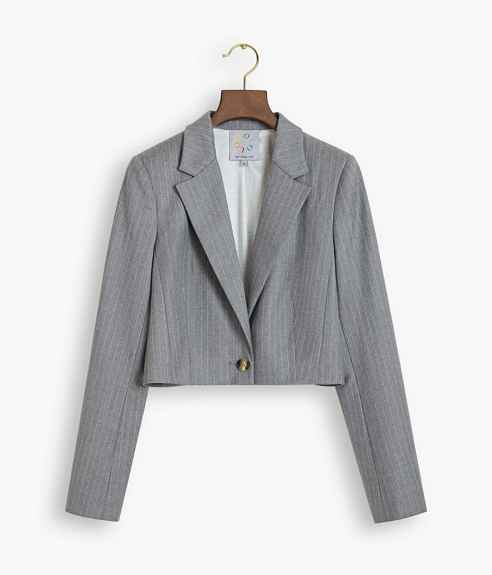 картинка Жакет укороченный из итальянской костюмной шерсти от бренда Оксаны Лаврентьевой OLOLOL