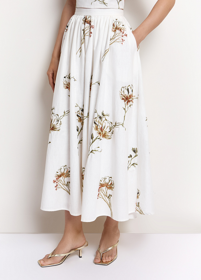 картинка Юбка с вышивкой и пайетками от бренда Оксаны Лаврентьевой OLOLOL